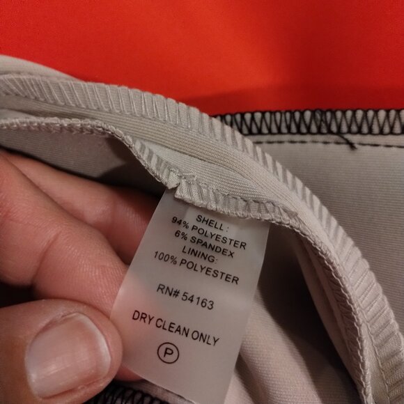 Calvin Kline Colorblock Pencil Dress Dress Size 6 - NWT - RN 54613 - Picture 9 of 9